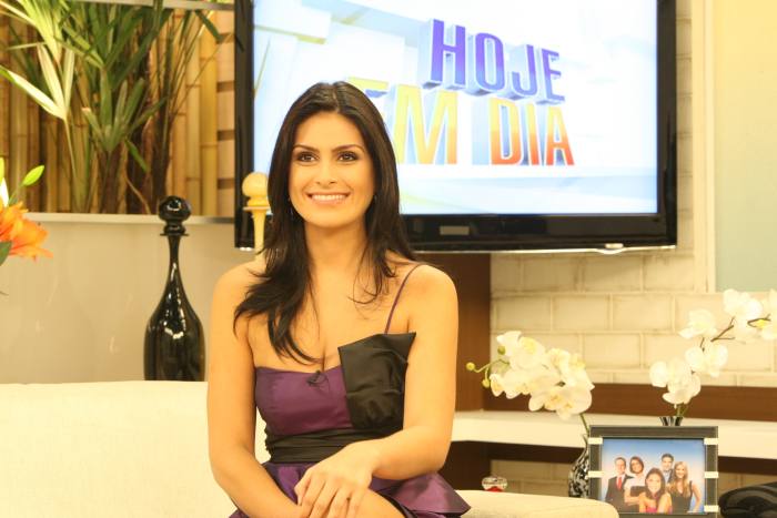 http://i1.r7.com/data/files/2C92/94A3/2601/84D8/0126/1E63/2148/3A3A/hojeemdia-natalia-poster.jpg http://i1.r7.com/data/files/2C92/94A3/2601/84D8/0126/1E63/2148/3A3A/hojeemdia-natalia-poster.jpg