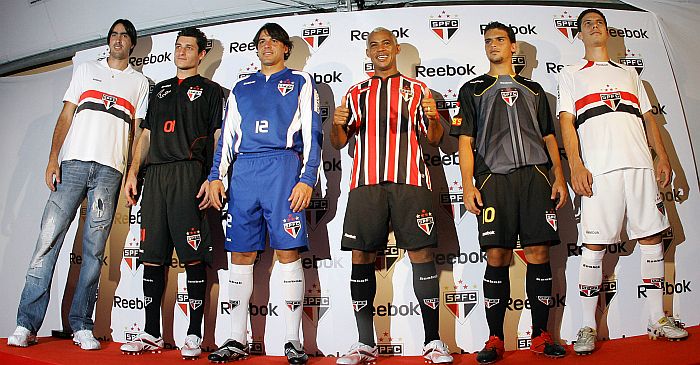 S&atilde;o Paulo 700 camisas