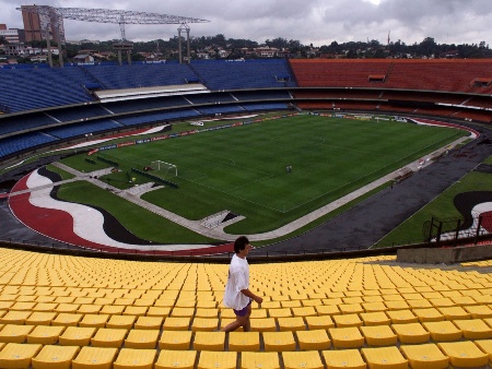 Fifa diz que Morumbi est&aacute; "suspenso" para a Copa 2014 - S&atilde;o ...