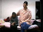 Conheça a história da mulher gigante que vive na China