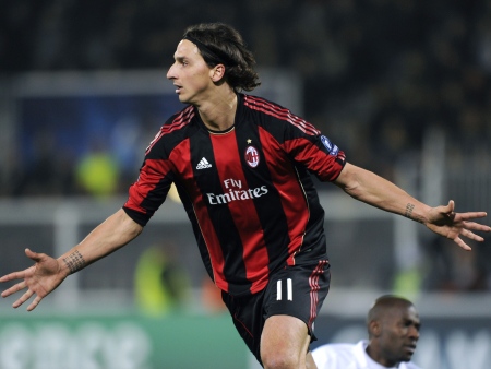 Ibrahimovic diz que o ' c&eacute;u &eacute; o limite' para o Milan - Futebol - R7