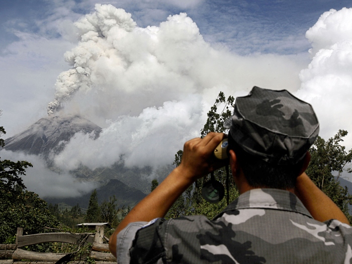 Pablo Cozzaglio/04.12.2010/AFP