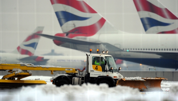 Heathrow neve 700 400