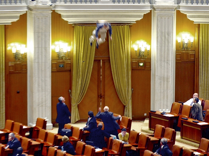 Bogdam Statmatin/23.12.2010/AP