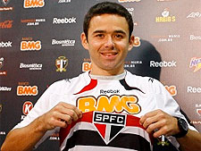 Juan comemora 'volta' ao São Paulo