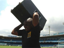 Grêmio desmonta festa para Ronaldinho