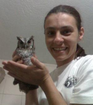 Conhe&ccedil;a a bi&oacute;loga que virou bab&aacute; de animais - Bichos - R7
