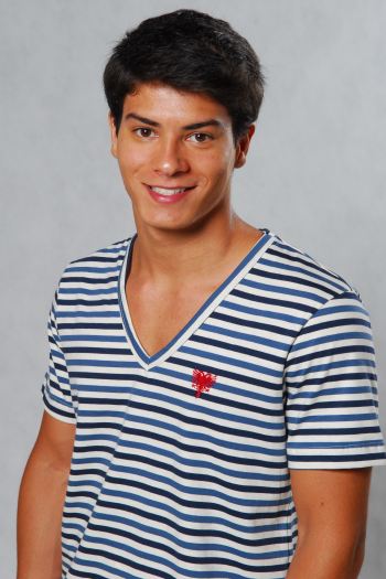 http://i2.r7.com/arthur-aguiar-hg-20110311.jpg