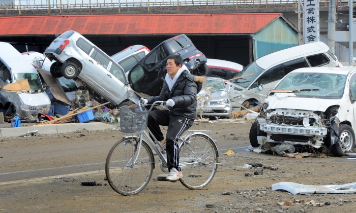 JAPAO-moradorbicicleta-20110313-afp%20G.jpg