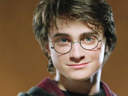 Segundo revista, Harry Potter fica nu no próximo filme