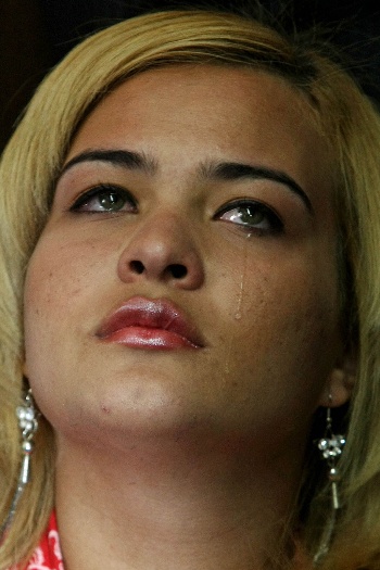 Geisy chora em coletiva