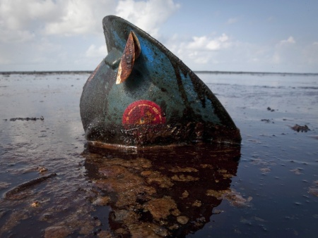 Petr&oacute;leo despejado no mar poderia abastecer 38 mil carros por um ...
