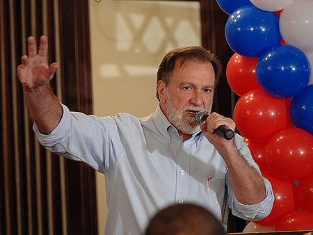 http://i1.r7.com/data/files/2C92/94A4/296B/B6A8/0129/86DB/3AA2/48F1/osmar-dias-pdt-g.jpg