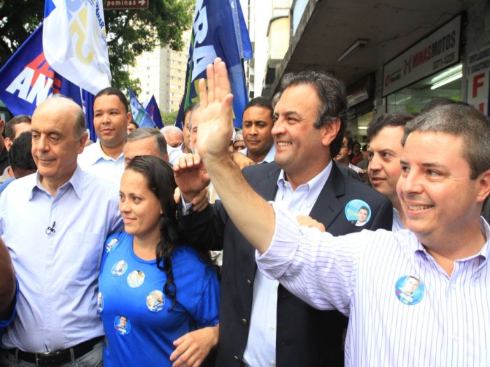 Serra e Aécio em Minas