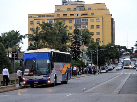 N&uacute;mero de &ocirc;nibus fretados em S&atilde;o Paulo caiu 60%, diz sindicato ...