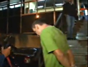 Torcedor que participou de agressões contra vascaíno se entrega à polícia