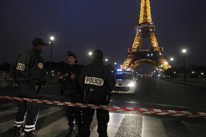 Jacky Naegelen/28.09.2010/Reuters