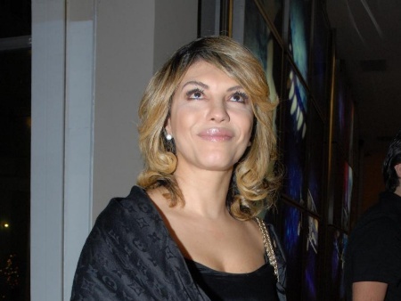 http://i1.r7.com/data/files/2C92/94A4/2D46/BCBB/012D/561C/AADF/0867/Marcia-g-20110105.jpg