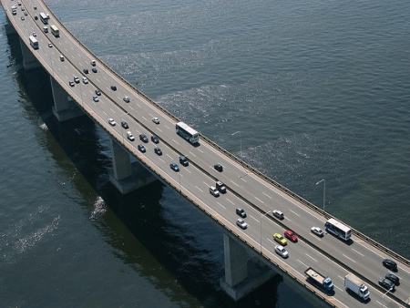 Tarifa básica do pedágio na Ponte vai passar para R$ 4,60 (Riotur) ponte rio niterói