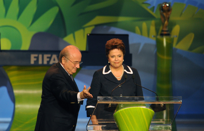 Dilma Blatter 700
