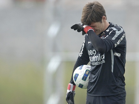 http://i2.r7.com/renan-complicado-450x338.jpg