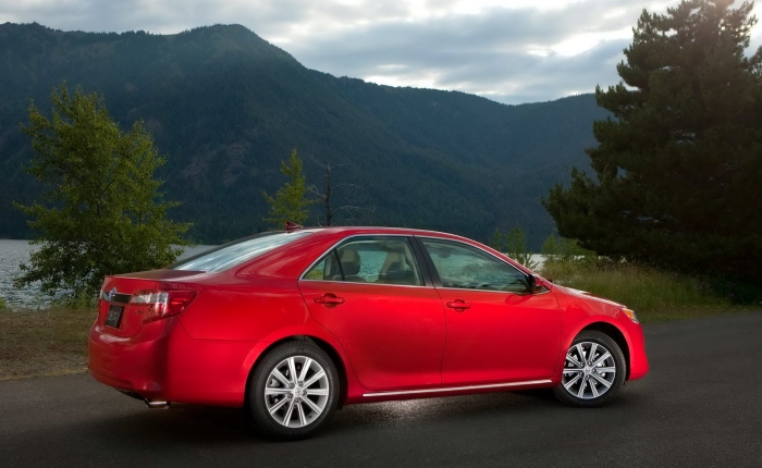 Com previsão de chegada ao mercado americano em outubro, a Toyota já divulgou os preços, que ficaram menores do que na antiga versão. Saiba mais