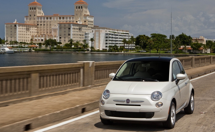 Fabricado no México e isento de imposto de importação, Fiat 500 ficou cerca de R$ 20 mil mais barato (Divulgação) Fiat 500 1 G