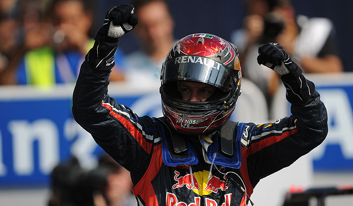Vettel leva susto, mas confirma supremacia - Esportes - R7.com