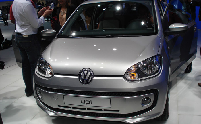 Lucas Bessel/R7 Com lançamento previsto no Brasil para meados de 2013 ou primeiro semestre de 2014, o Volkswagen up! é a grande estrela da montadora alemã no Salão do Auto...