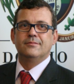 Em depoimento, ex-subsecretário disse que bebeu meia taça de vinho (Reprodução Internet) SECRETÁRIO