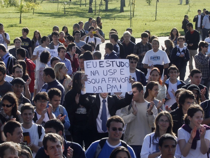 USP protesto a favor da PM