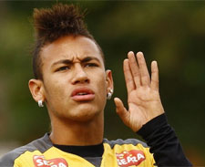 Neymar: 'Escolhi ficar porque amo o Santos'