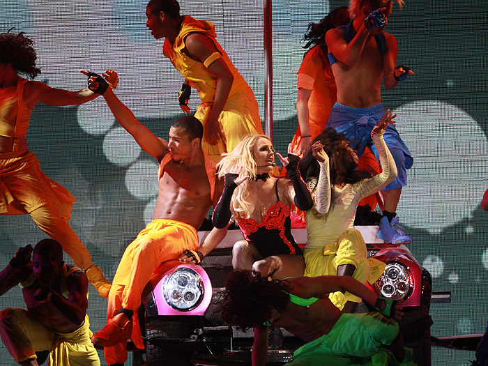 Antes de São Paulo, Britney Spears se apresentou na terça-feira (15) na Apoteose, no Rio de Janeiro, onde também abusou da sensualidade. Veja como foi o sh...
