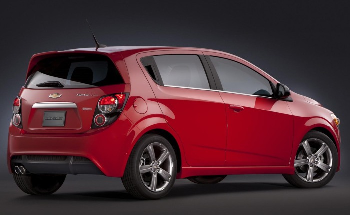 Faltando poucos dias para a abertura do Salão de Detroit, a General Motors revelou as primeiras imagens do Chevrolet Sonic RS 2013. Saiba mais