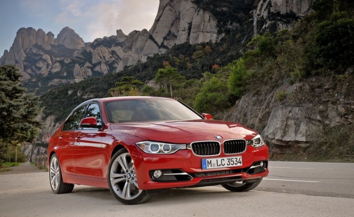 Modelo: novo BMW Série 3. Apresentação: maio. Participe: você vai comprar carro em 2012?
