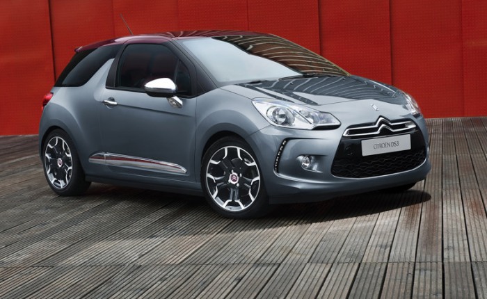 Modelo: Citroën DS3. Apresentação: agosto. Participe: você vai comprar carro em 2012?