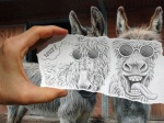 Desenhos se misturam com fotos e resultado é impressionante