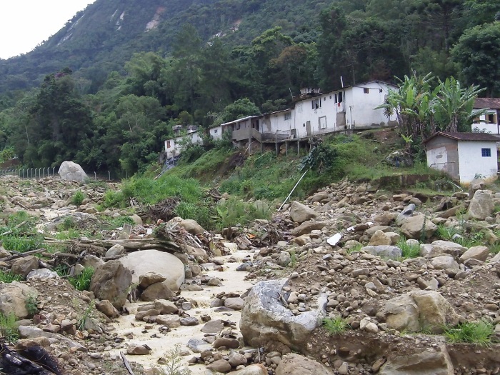 Um ano ap&oacute;s chuvas, Teres&oacute;polis ainda guarda marcas da trag&eacute;dia ...