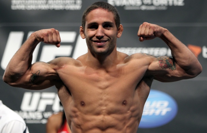 Com medo de joelhada, Chad Mendes revela t&aacute;tica para vencer ...