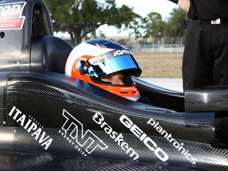 mpteam-310112-benitosantos-rubinhocarroindyclose-450x338