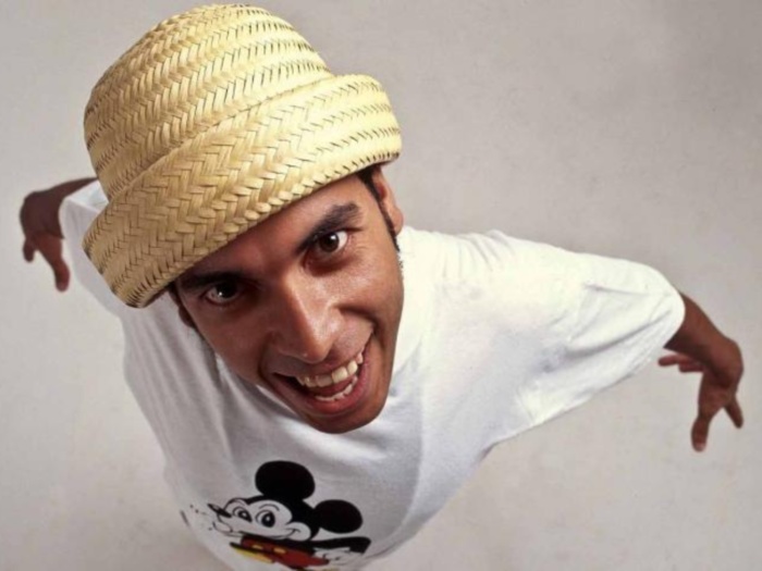 Chico Science & Nação Zumbi - Maracatu Atômico Chico Science & Nação Zumbi - Maracatu Atômico