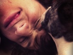Chay Suede mostra<br> seu novo “filho”