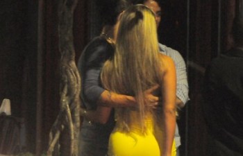 Panicat combina com fotógrafos e <br>usa Gusttavo Lima para aparecer