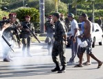 Veja: "Alguém tem noticias quentes lá de Salvador, gente?"