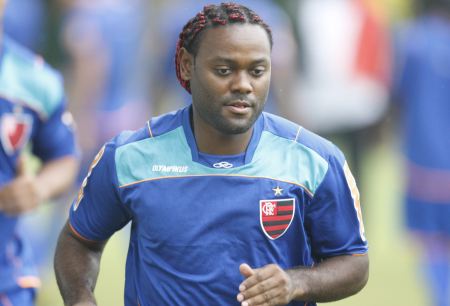 Vagner Love 450