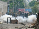 Moradores de favela que pegou fogo fazem protesto
