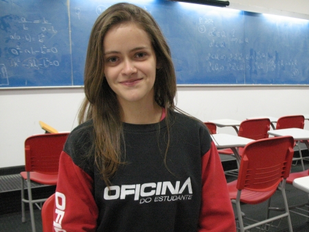 http://i2.r7.com/fernanda-treineira-pedagogia-HG.jpg