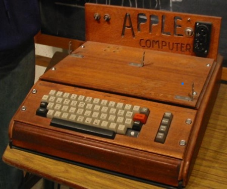 Apple 1 1976