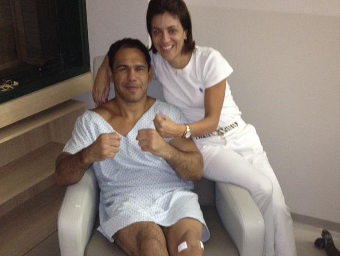 M&eacute;dicos tranquilizam f&atilde;s de Minotouro - Esportes - R7.com