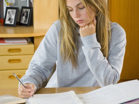 Estudar em casa exige disciplina e concentra&ccedil;&atilde;o - Not&iacute;cias - R7.com
